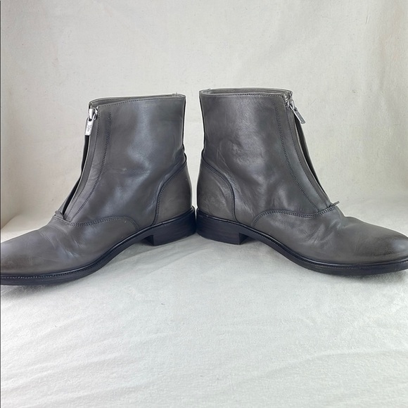FRYE Women's gray boots Size 11 - Picture 8 of 12